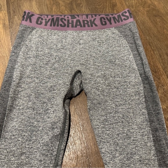 Gymshark Flex Legging Gray and Pink Size Size Medium - Picture 4 of 7